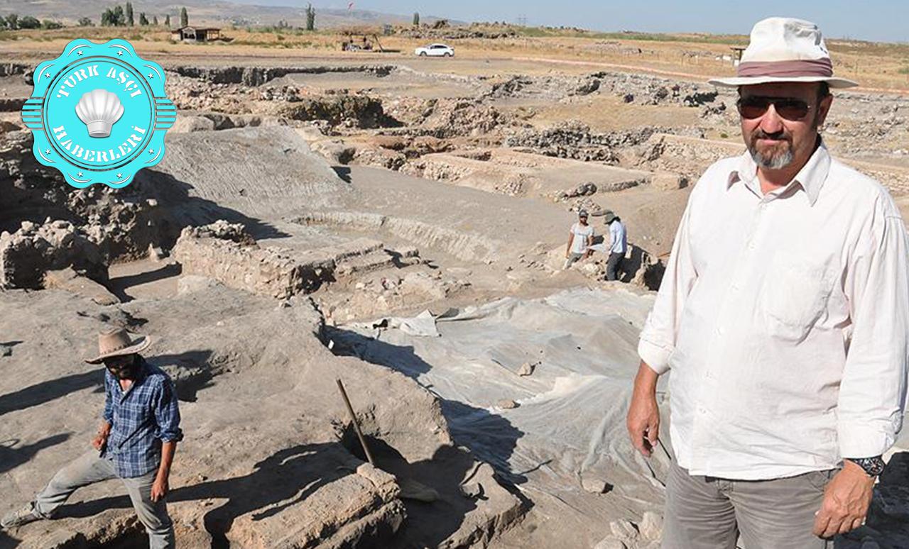 Anadolu İnsanı Okuma Yazmayı İlk Kayseri'de Öğrenmiş